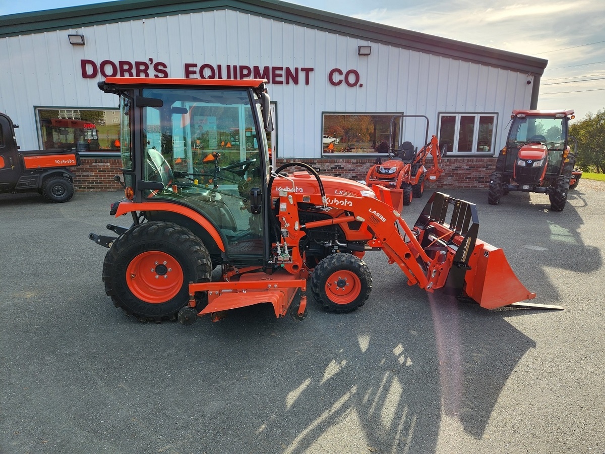 2022 Kubota LX3310HSDC w/ Loader & Mower